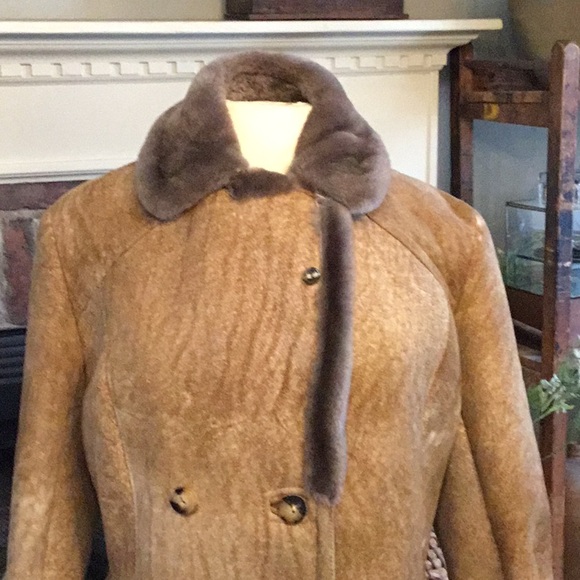 Vintage Sawyer Of California Women's Tan Shearling Coat - Picture 2 of 9
